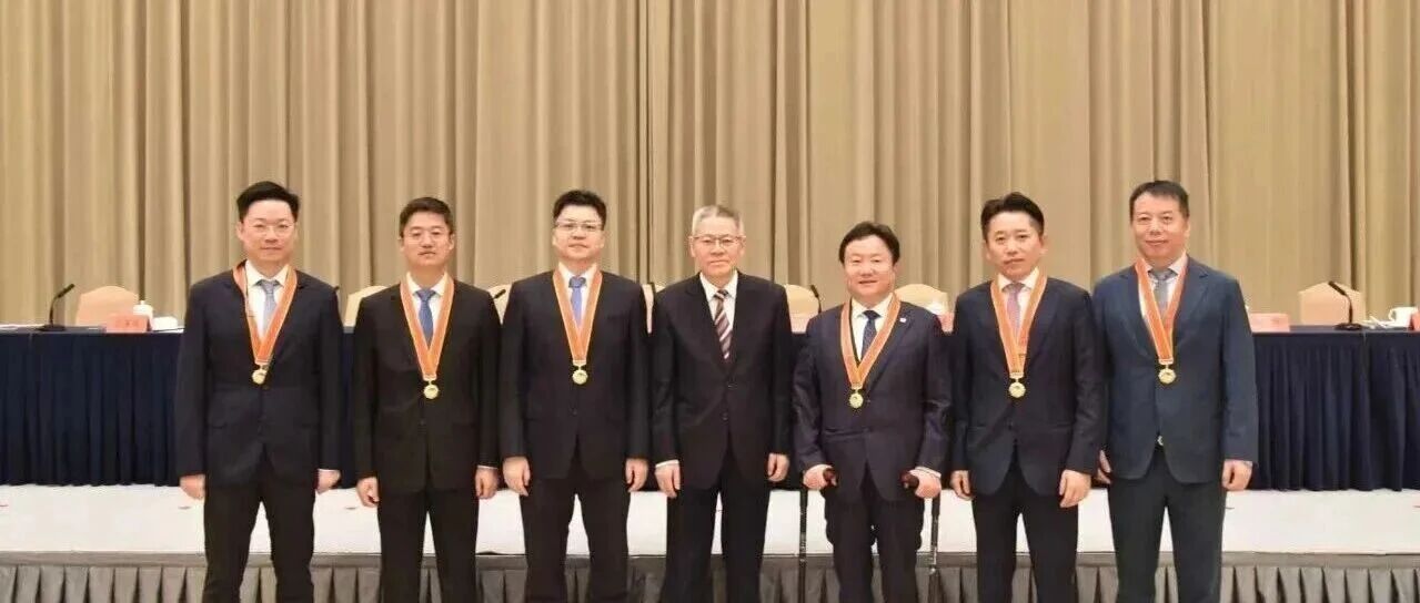 科技为桨，创新为源！朱钰峰荣膺“江苏省非公有制经济人士优秀中国特色社会主义事业建设者”